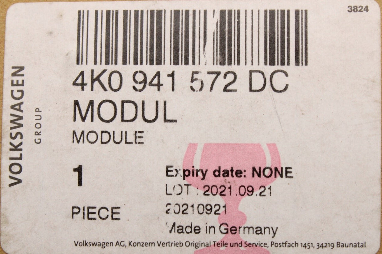 Audi A6 RS6 19-on A7 RS7 19-on LED headlight control module 4K0941572DC