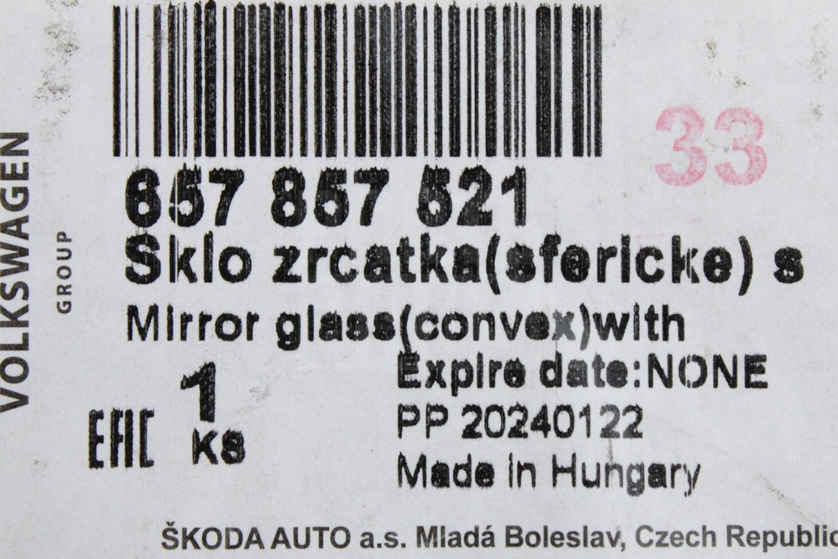 Skoda Kamiq Scala 2019-on wing mirror glass (left) 657857521