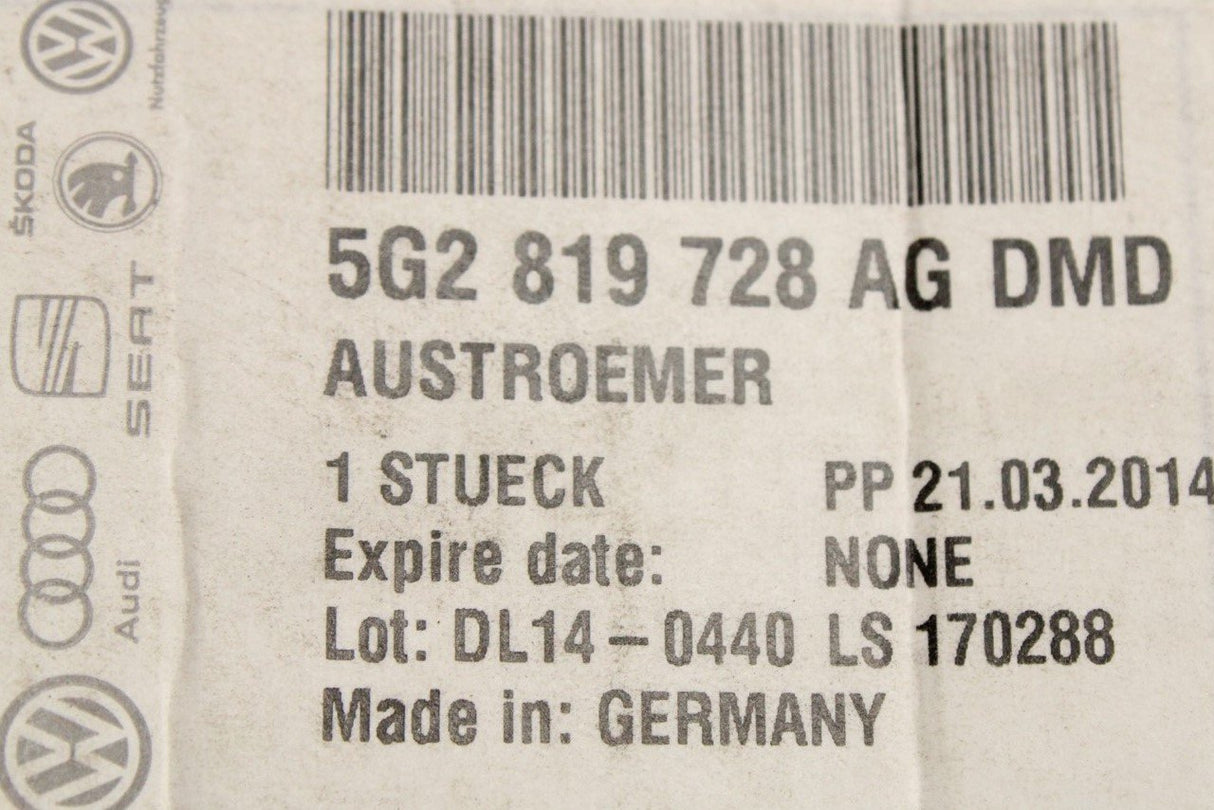 VW Golf MK7 2013-2017 dashboard air vent (centre) 5G2819728AG DMD