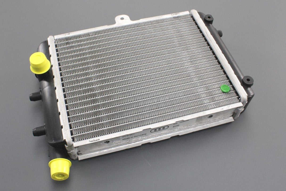 Audi RS6 C6 V10 2008-11 additional coolant radiator (right) 4F0121212J