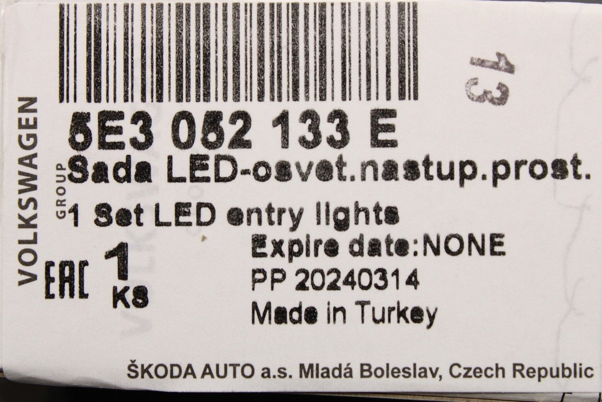 Skoda Kodaiq Octavia Superb 'Skoda' door puddle light (left) 5E3052133E