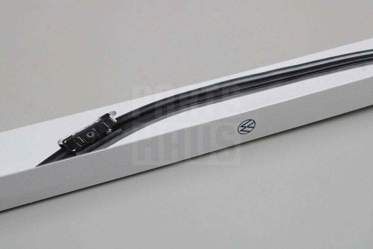 VW Tiguan 2016-2024 front windscreen aero wiper blades set RHD 5NC998002