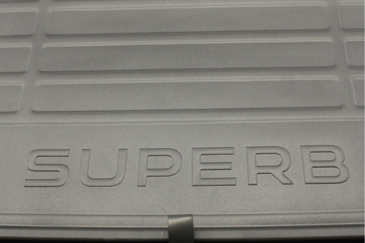 Skoda Superb Estate 2024-on reversible boot liner mat 3P0061163