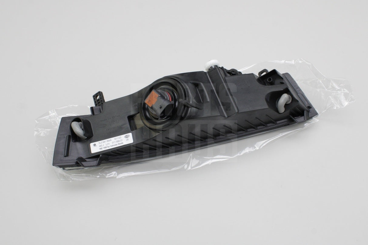 Skoda Yeti 2014-2018 halogen fog lamp (left) 5L0941699A