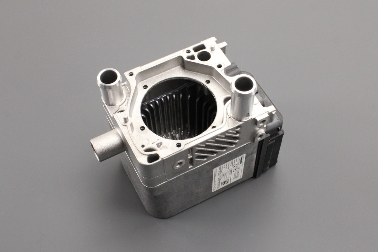 Audi Q7 2010-2015 water circuit heat exchanger housing TDI 4L0819953R
