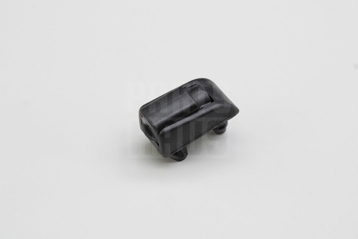 Skoda Octavia Fabia Enyaq Kamiq front windscreen washer jet 5E3955985