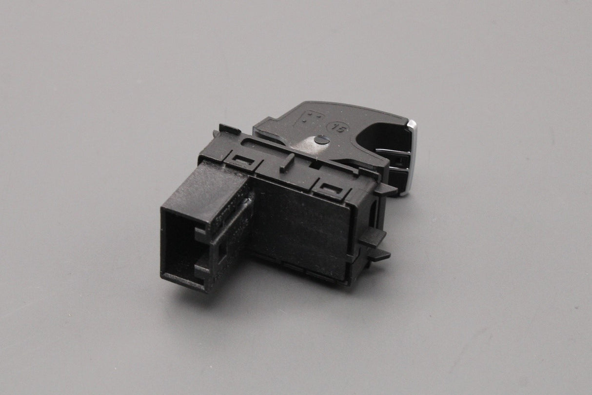 VW Polo Audi A1 18-on electric window switch (passenger) 5G0959855R WZU