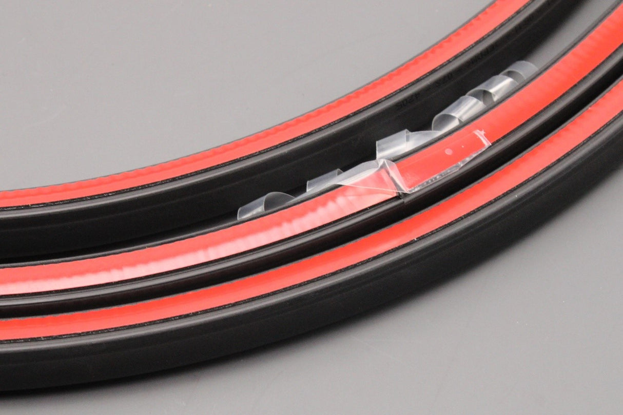 Audi A6 S6 RS6 2019-on outer door seal (front right) 4K0837912A