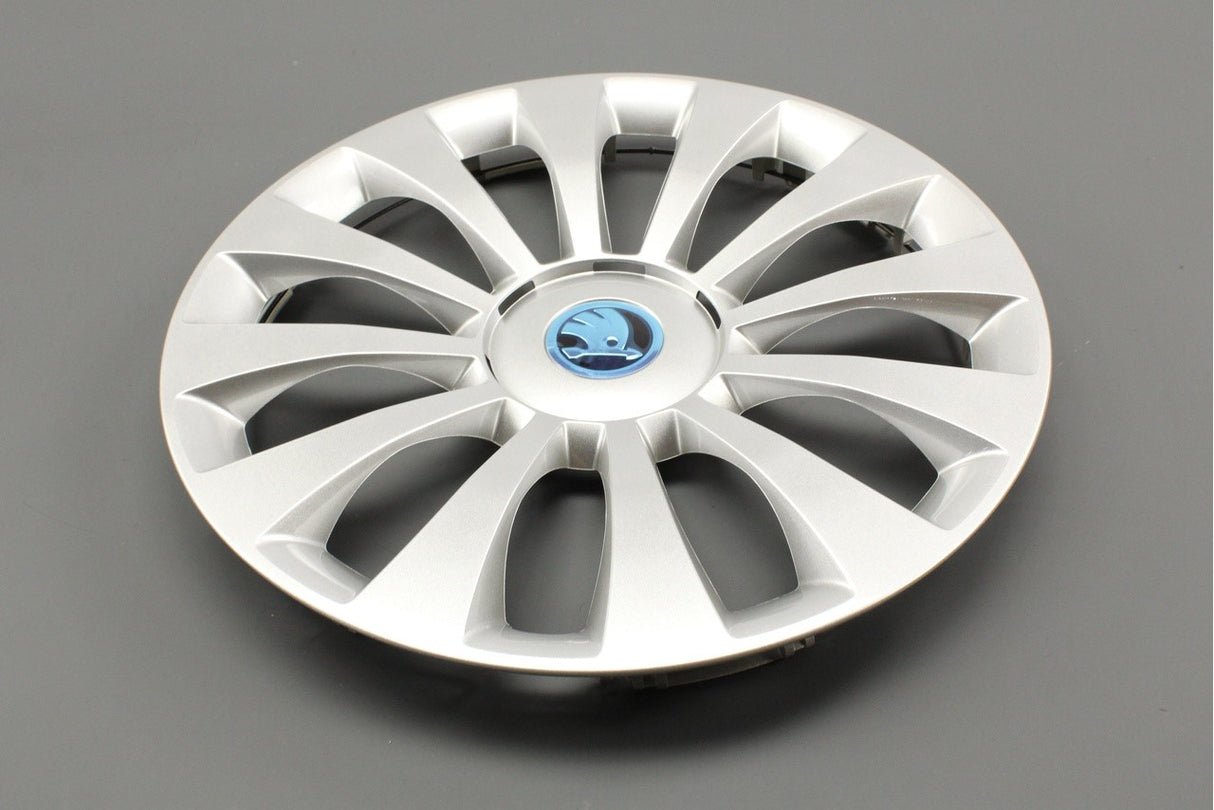 Skoda Rapid 2013-2022 15" wheel trim ring (x1) 5JA601147C Z31
