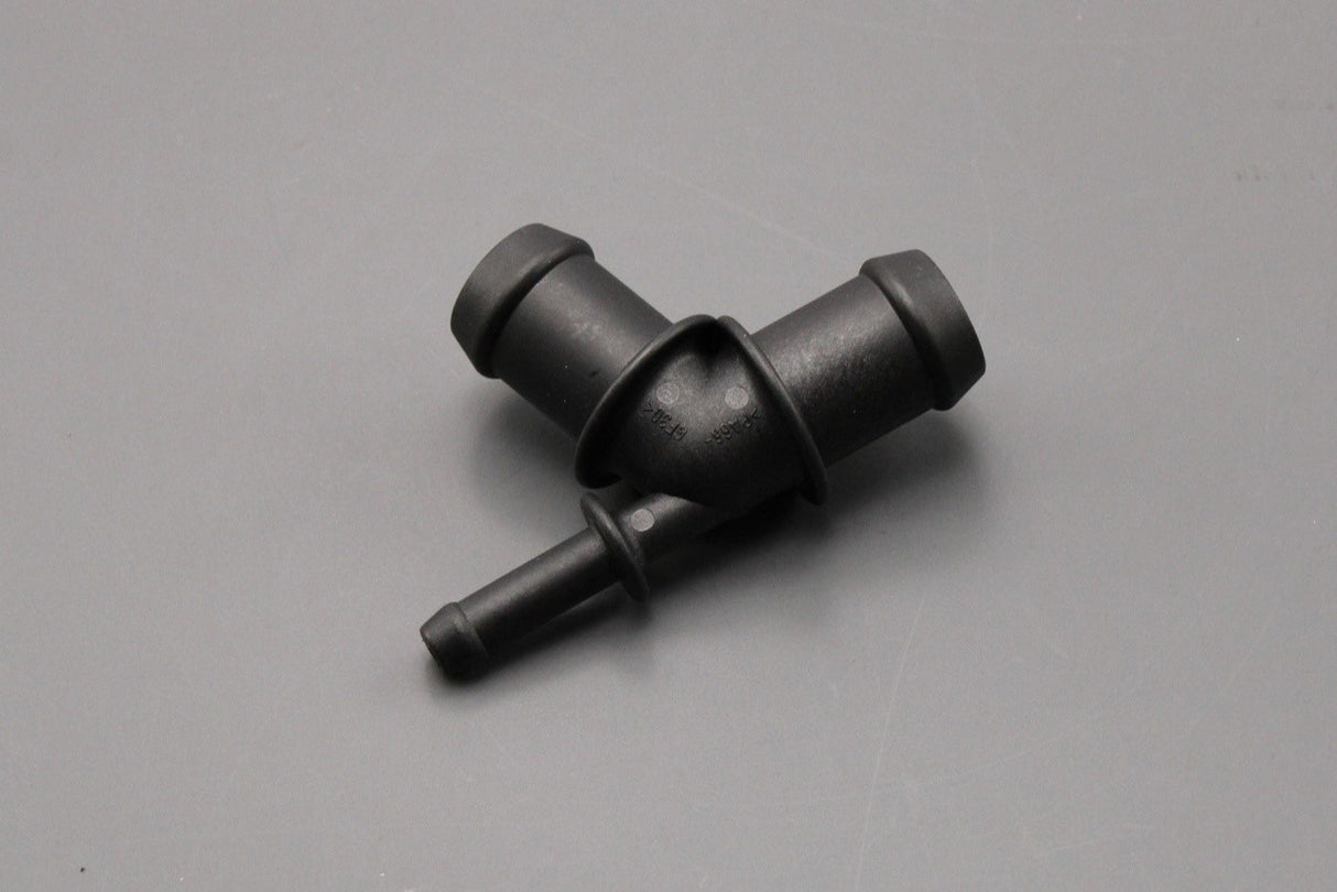 VW Polo Audi A1 Skoda SEAT Kamiq 2002-on coolant line t-piece 6Q0121087B