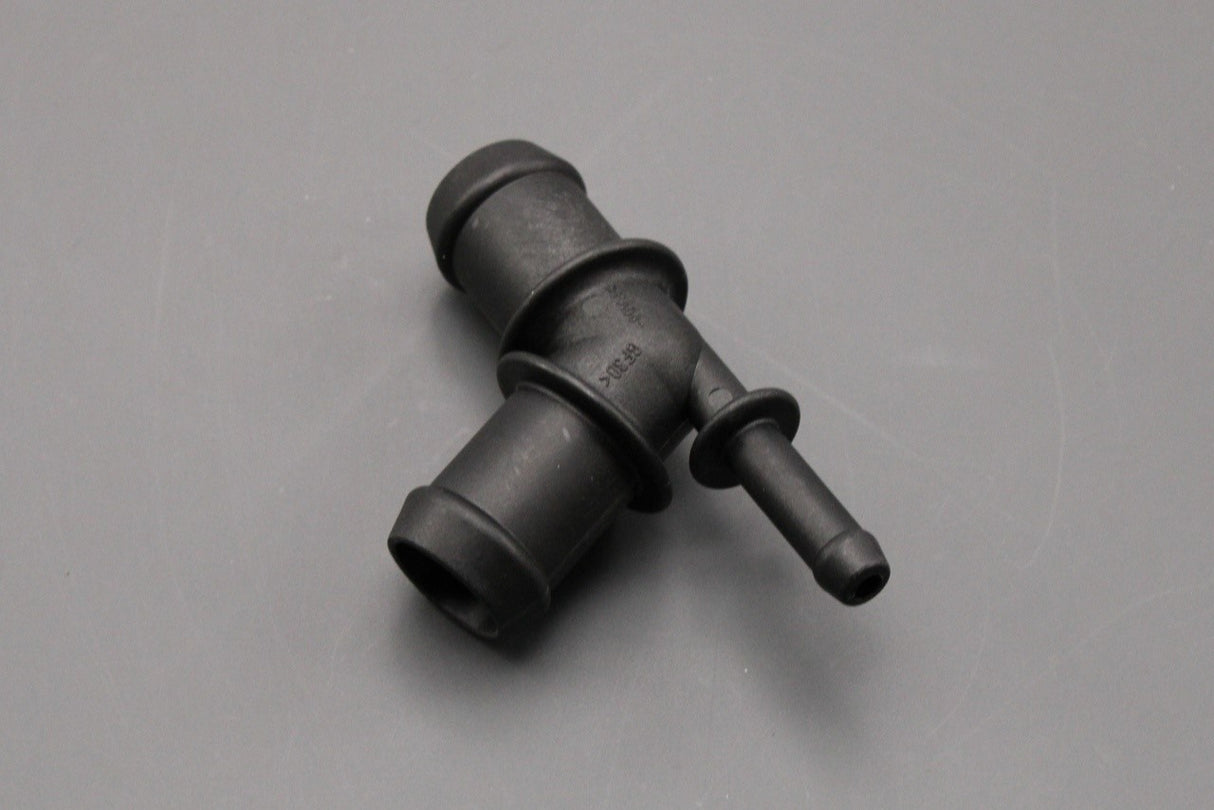 VW Polo Audi A1 Skoda SEAT Kamiq 2002-on coolant line t-piece 6Q0121087B