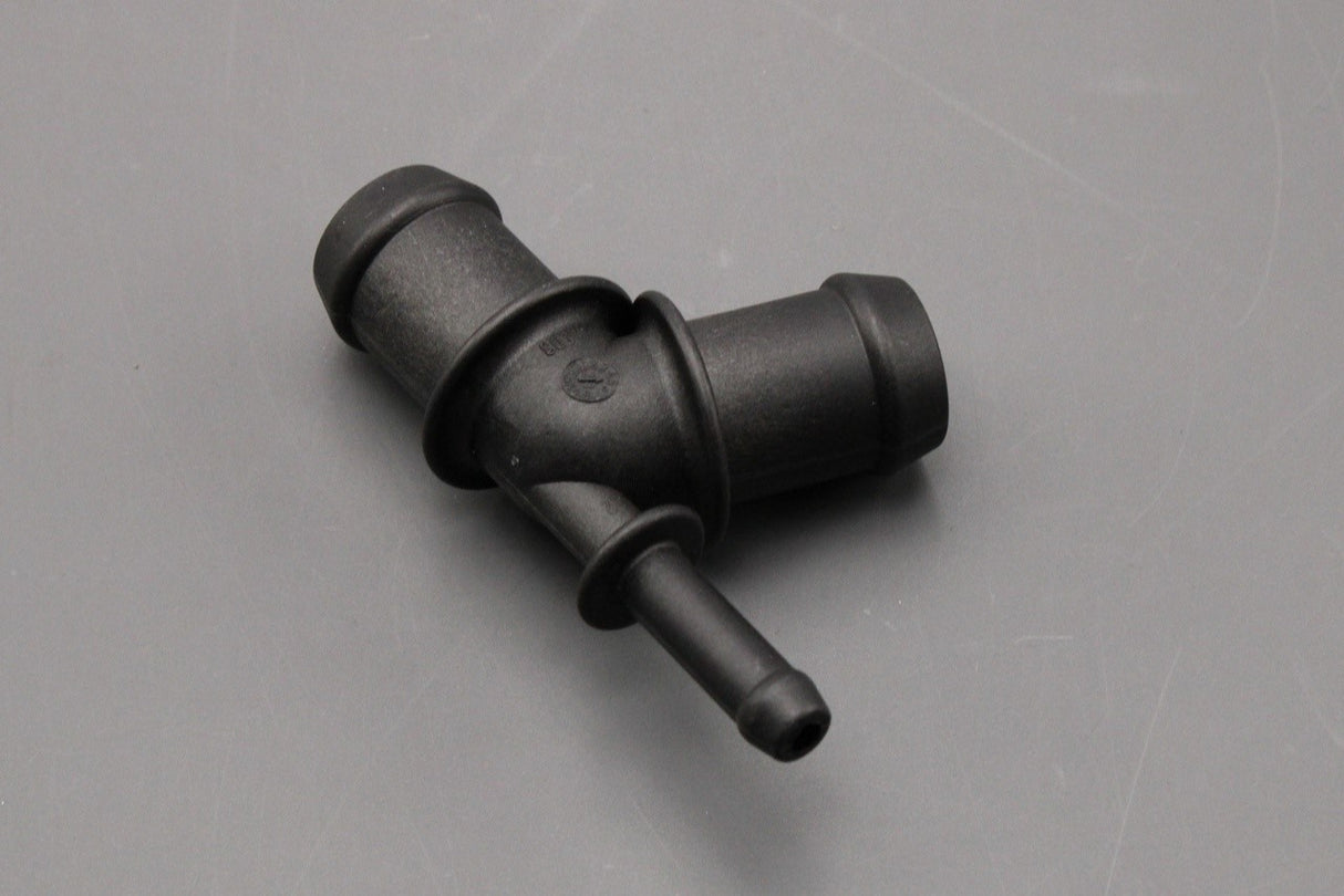 VW Polo Audi A1 Skoda SEAT Kamiq 2002-on coolant line t-piece 6Q0121087B