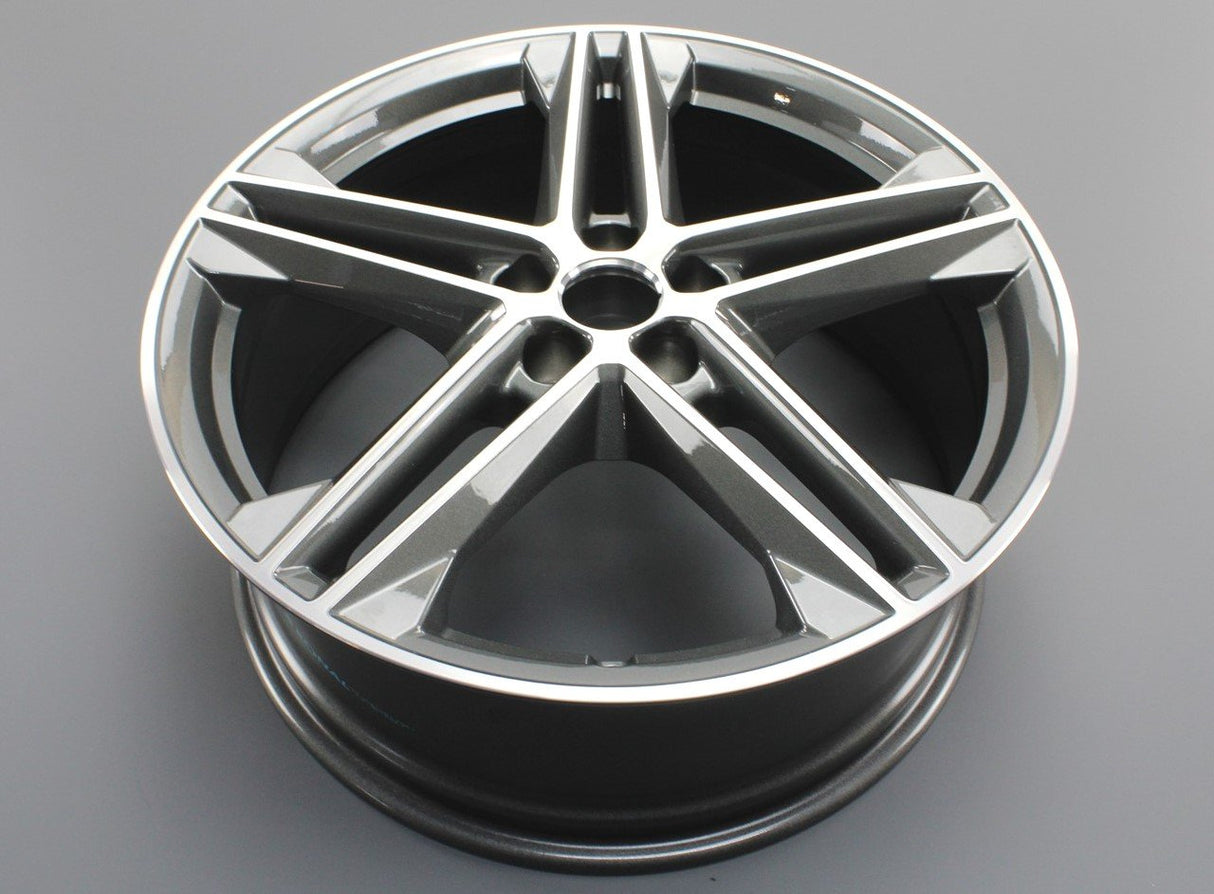 Audi SQ5 2017-on 20 inch single alloy wheel diamond cut/grey 80A601025H