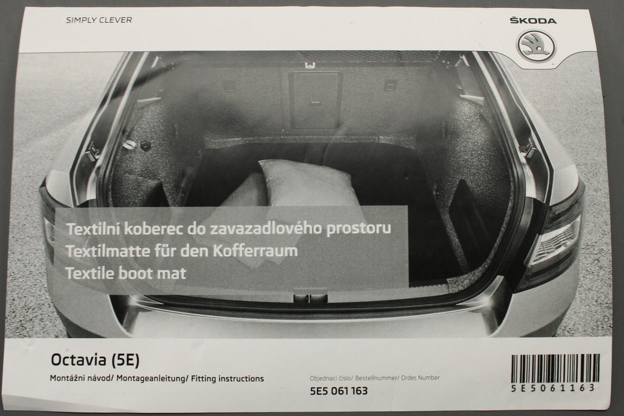 Skoda Octavia Saloon 5E 2014-2017 textile boot liner 5E5061163