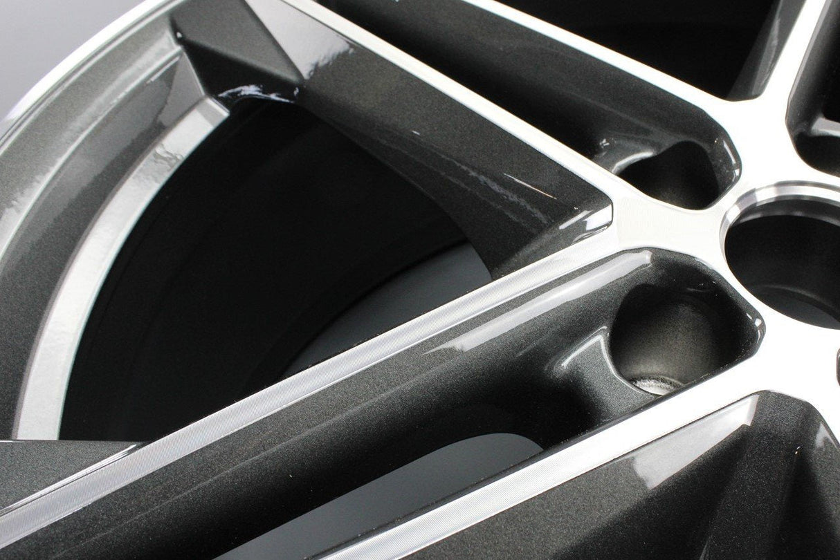 Audi SQ5 2017-on 20 inch single alloy wheel diamond cut/grey 80A601025H