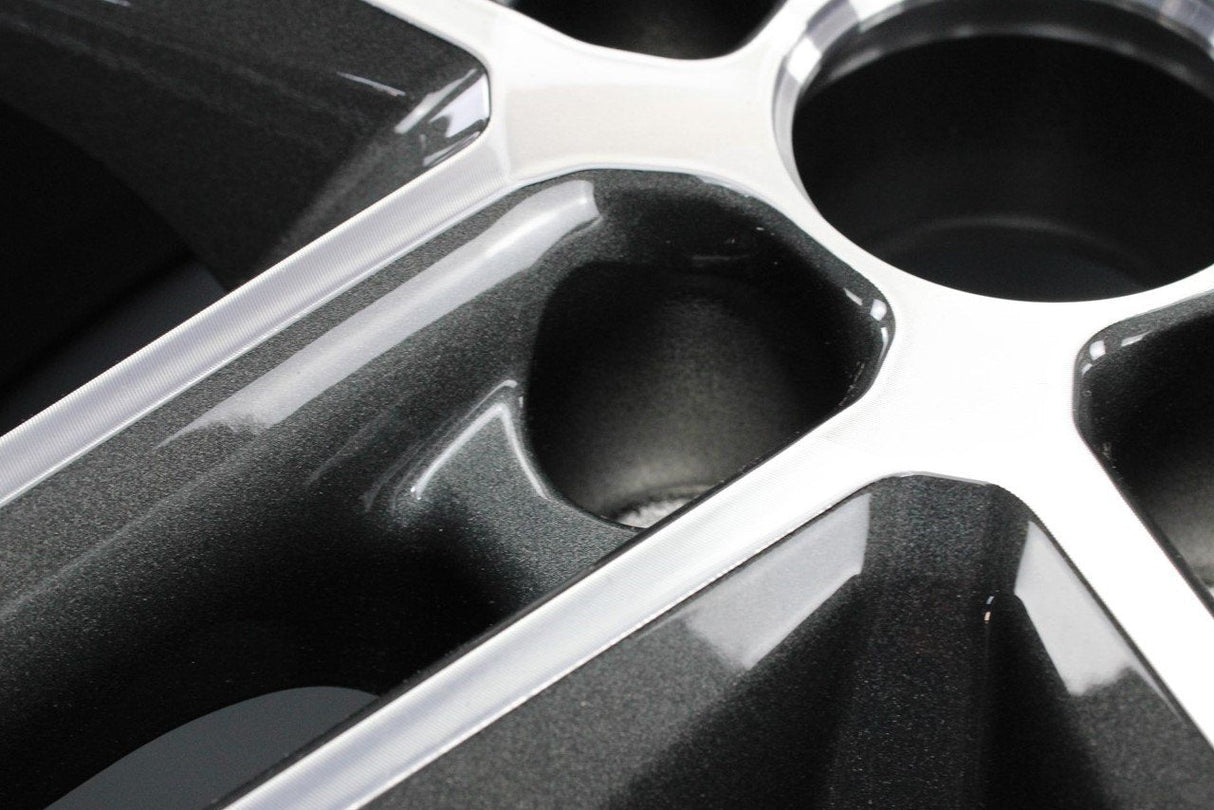 Audi SQ5 2017-on 20 inch single alloy wheel diamond cut/grey 80A601025H