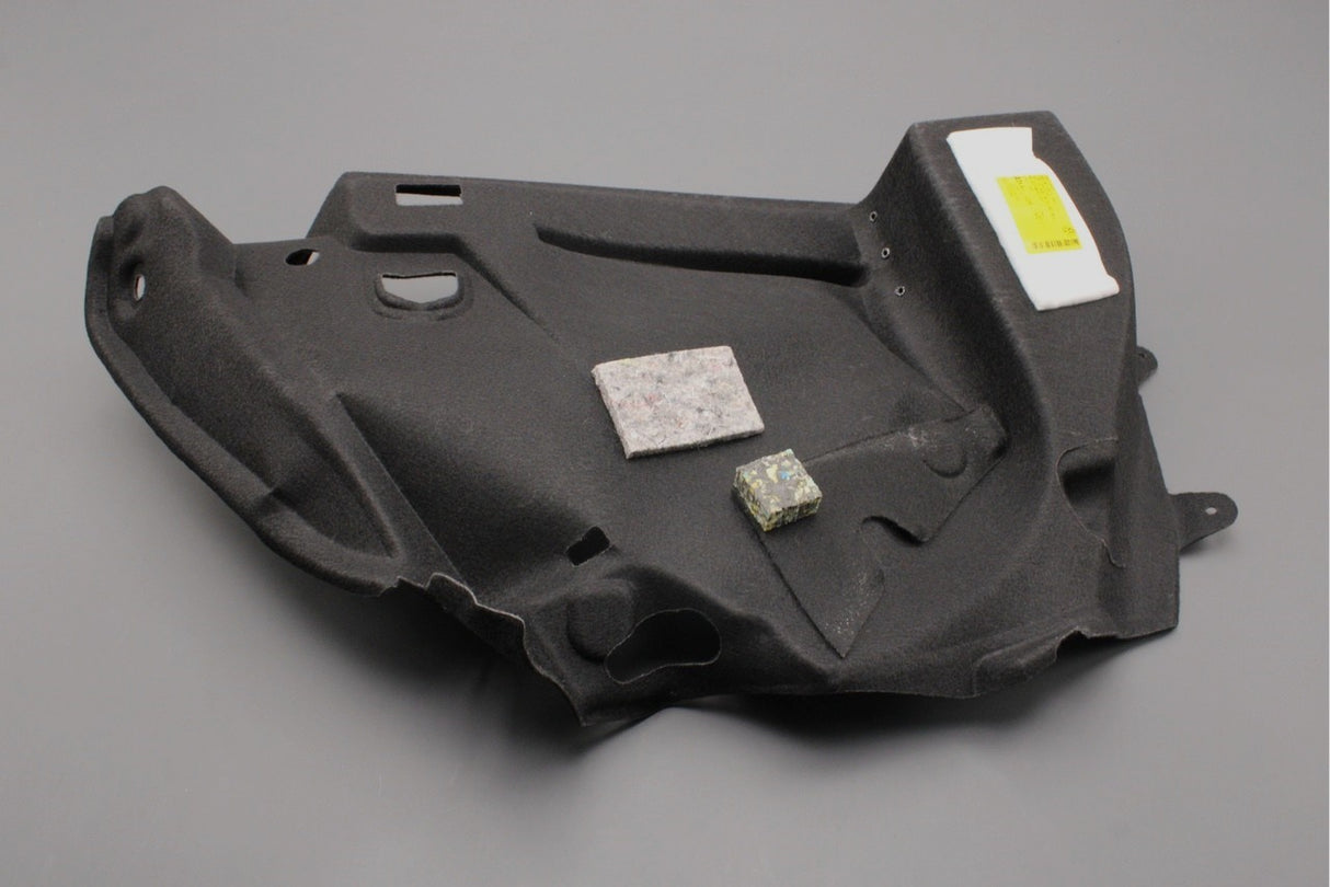 VW Golf MK7 MK7.5 boot luggage compartment trim (right) 5G6867428D CA9