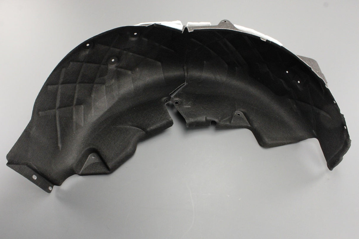 Range Rover 2013-2022 wheel arch liner (rear left) LR128010