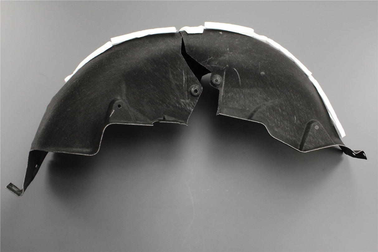 Range Rover 2013-2022 wheel arch liner (rear left) LR128010