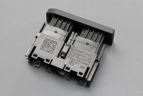 VW Crafter 17-on dashboard blank switch cover centre left 7C0927211G1QB