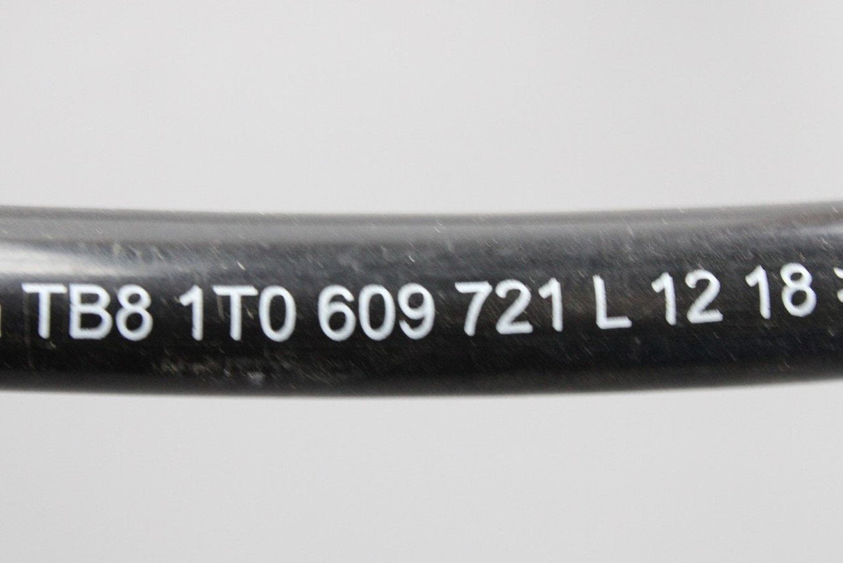 VW Touran 2006-2015 1560mm Parking hand brake cable (x1) 1T0609721L