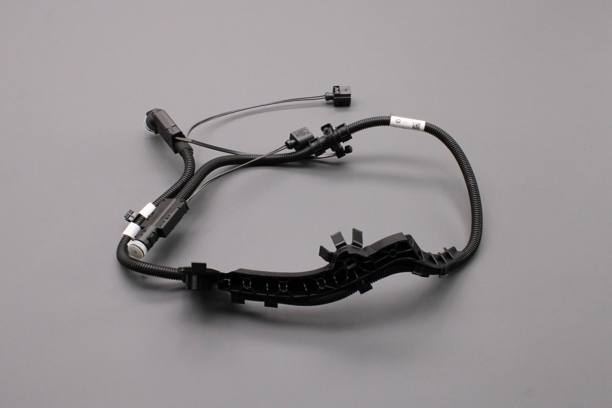 VW T-Roc Audi Q2 Skoda SEAT 2016-on AdBlue supply line (rear) 5Q0131983J
