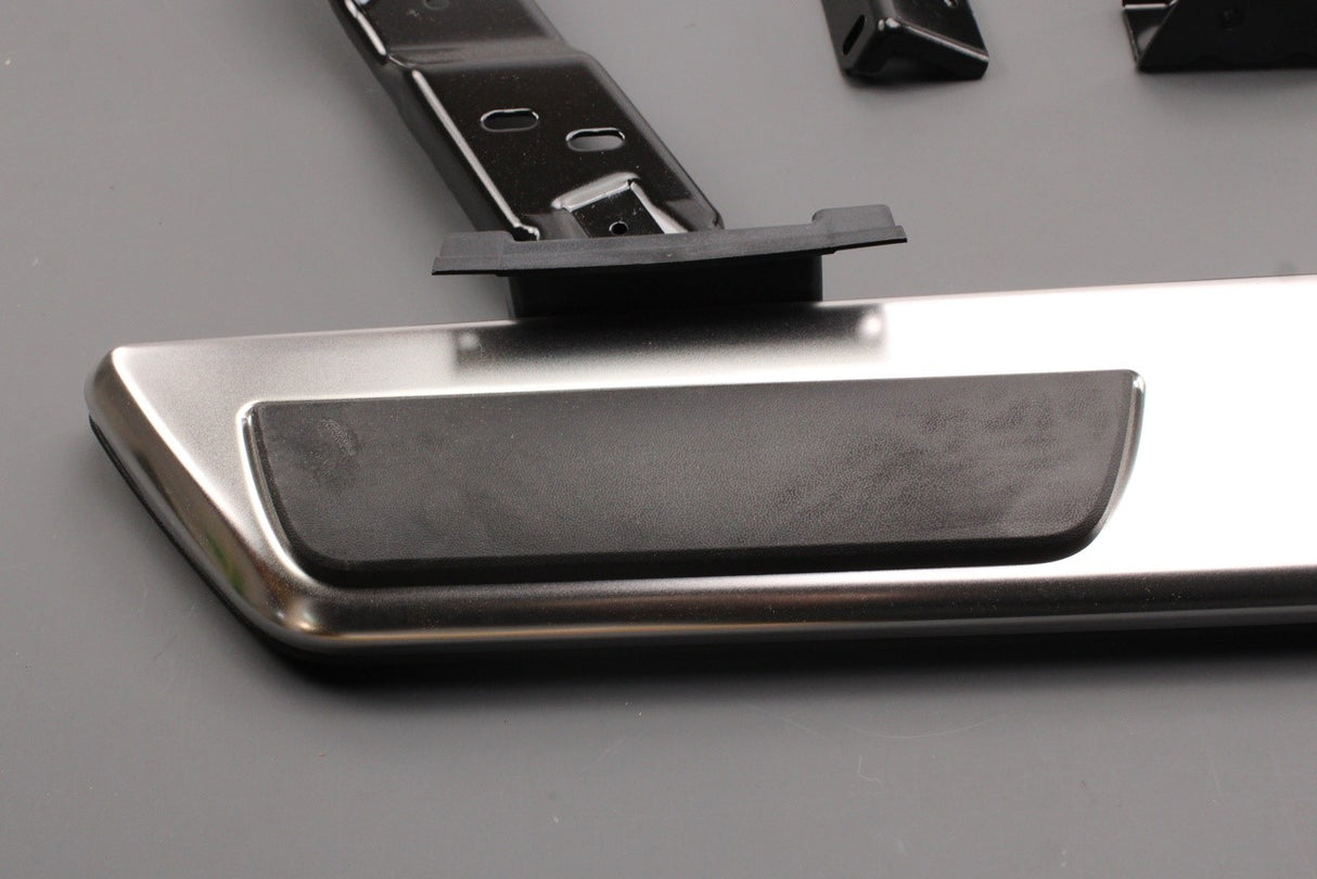 Audi Q5 SQ5 2013-18 side step running board (left) 8R0071065A