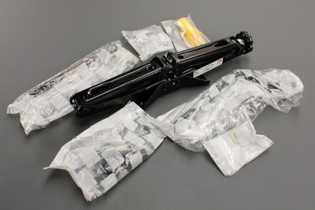 Vauxhall Vivaro Peugeot Traveller Citroen spare wheel tool kit 1677686780