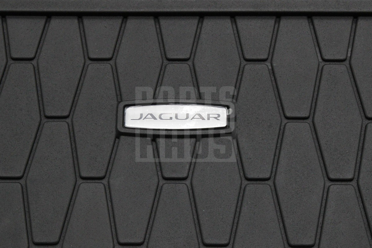 Jaguar F-Pace 2016-on luggage compartment boot liner (PHEV) T4A38694