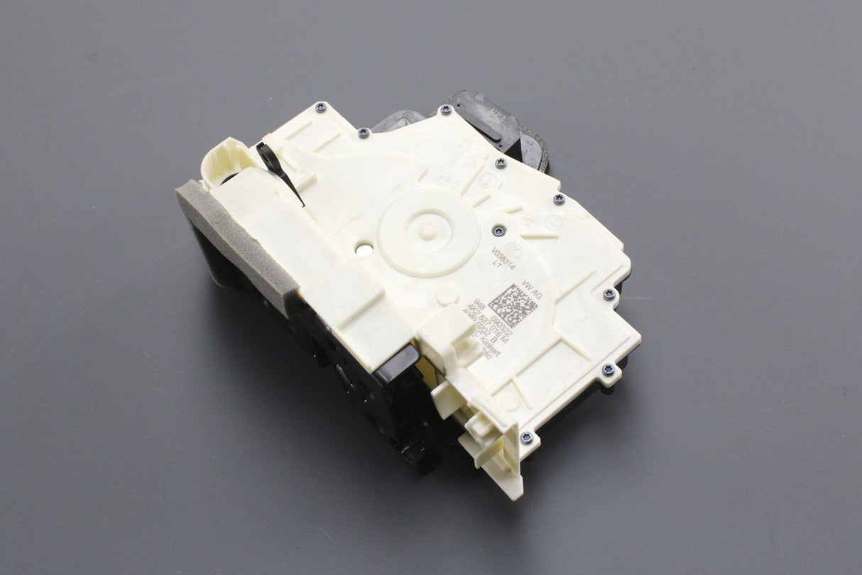 VW ID.4 ID.5 2021-on RHD door lock (front right) 4K2837016M