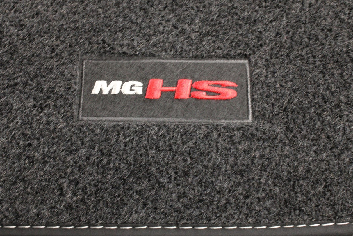 MG HS (Automatic) 2019-on tailored fabric floor mat set 10798769