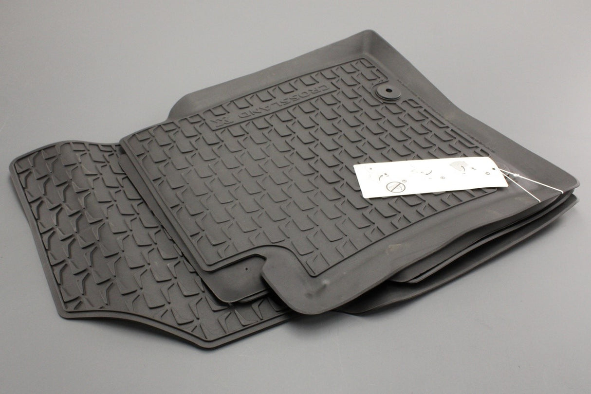 Vauxhall Crossland x 2017-on rubber floor mat set 13476012