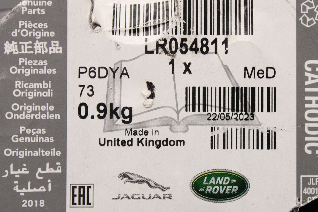 Land Rover Discovery 4 2010-16 front slam panel bracket (right) LR054811