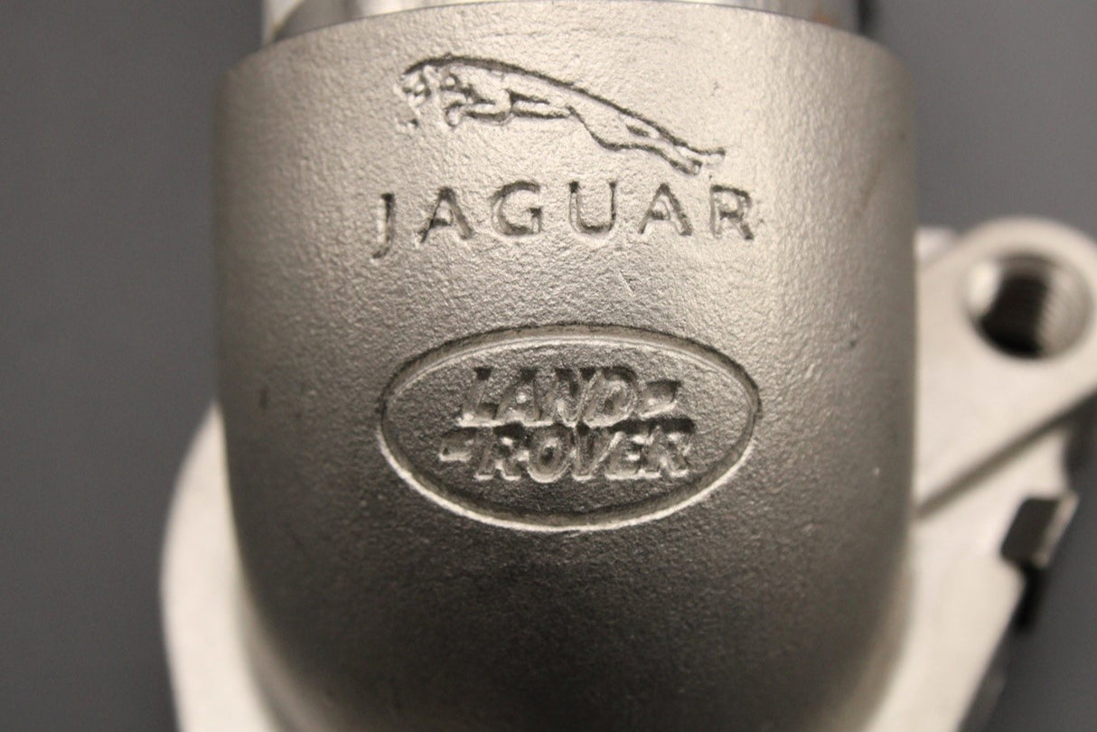 Land Rover Range Rover Evoque 2.0 EGR cooler to valve pipe LR094527