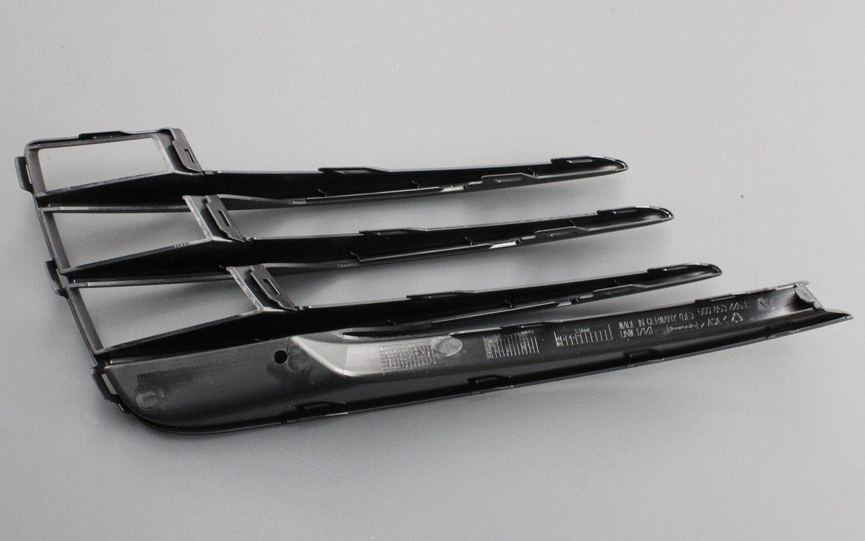 VW Golf MK7 GTI 13-17 fog light vent grille (front left) 5G0853665E 9B9