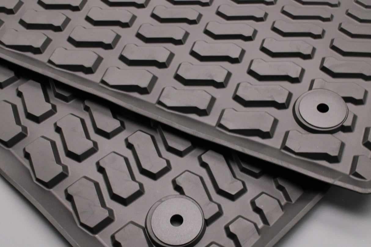 Audi Q5 SQ5 2017-on rear rubber floor mats set 80A061511 041