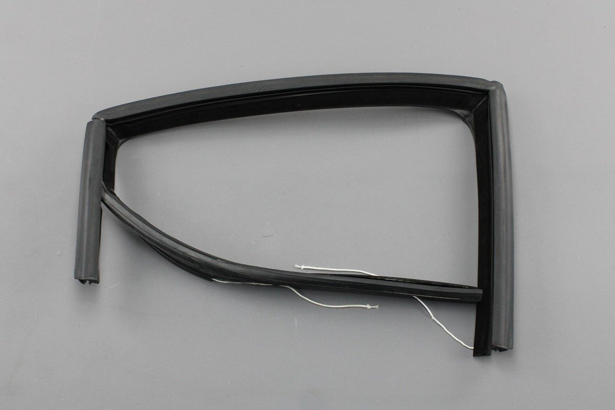 SEAT Ibiza 6J 2013-2017 rear door window seal (right outer) 6J4839432F