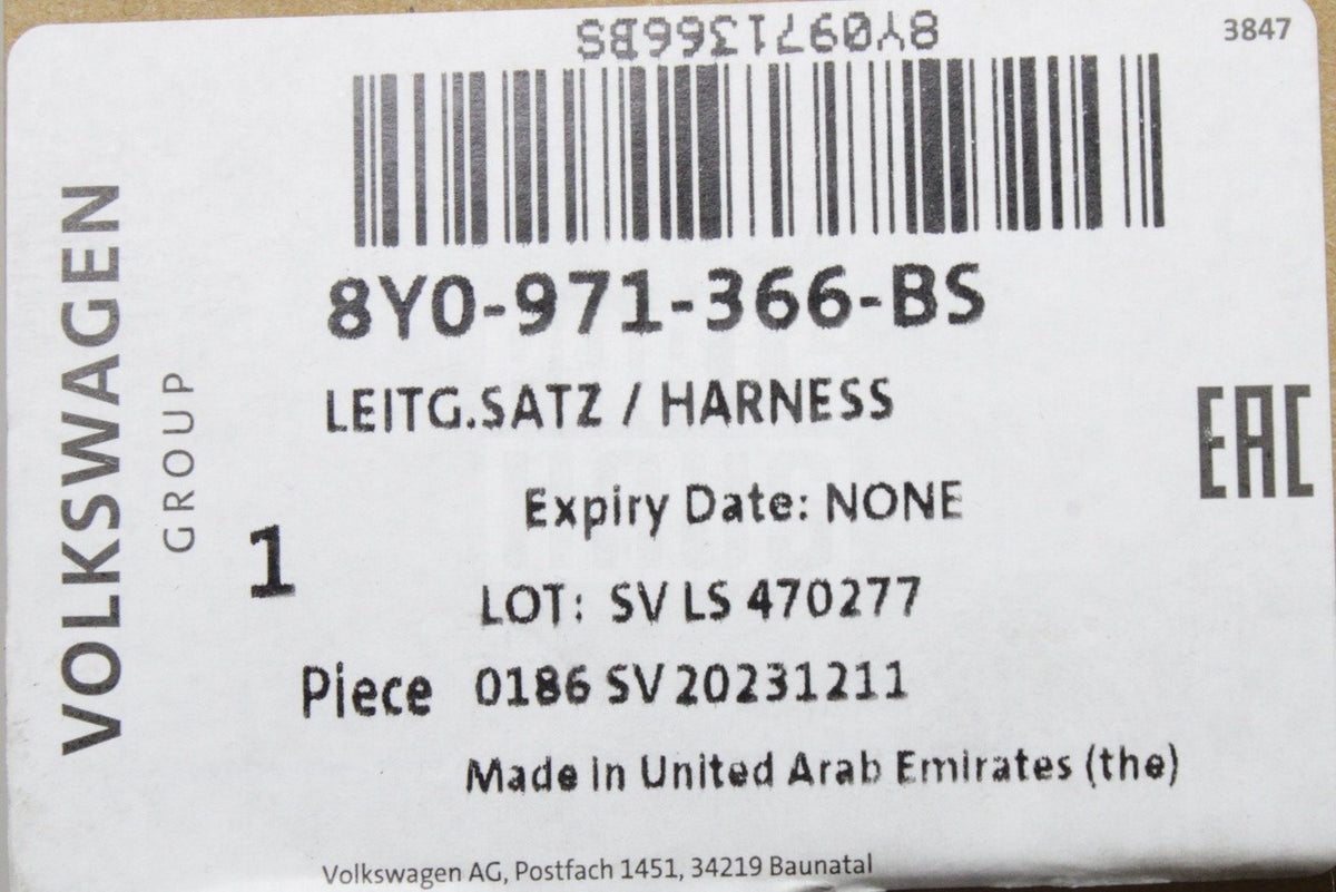 Audi A3 S3 RS3 Q4 e-tron front seat wiring harness (right) 8Y0971366BS