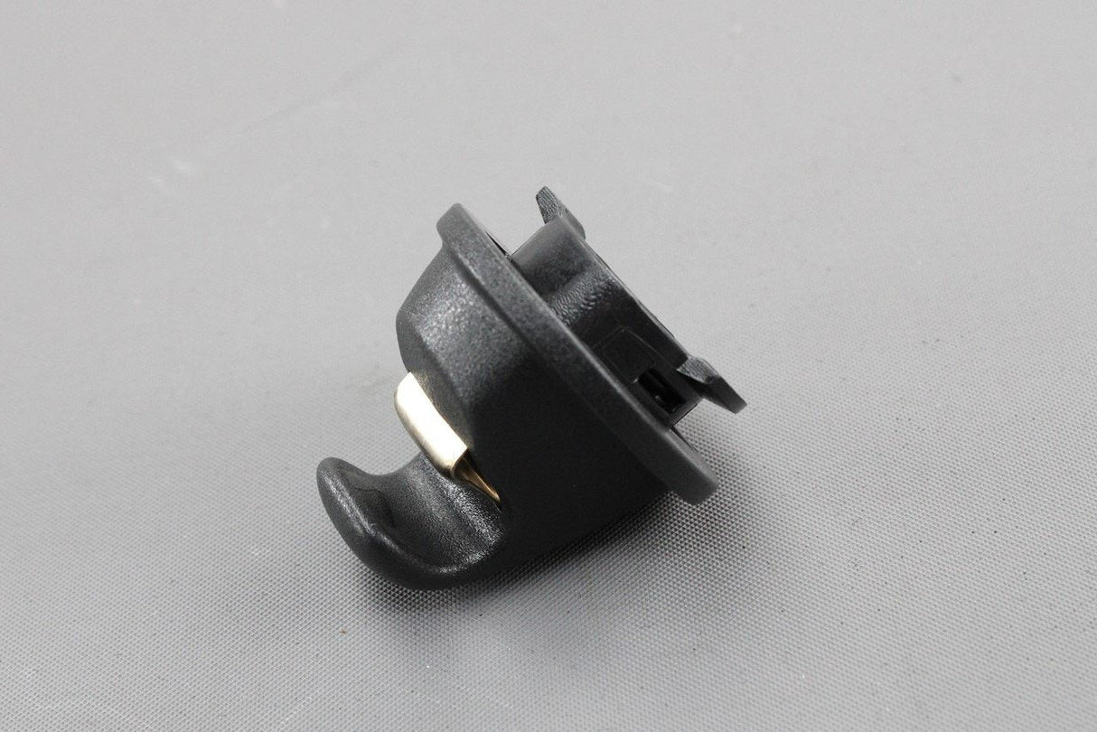 VW Golf Polo SEAT Sun visor retainer clip (titan black) 5G0857561B 82V