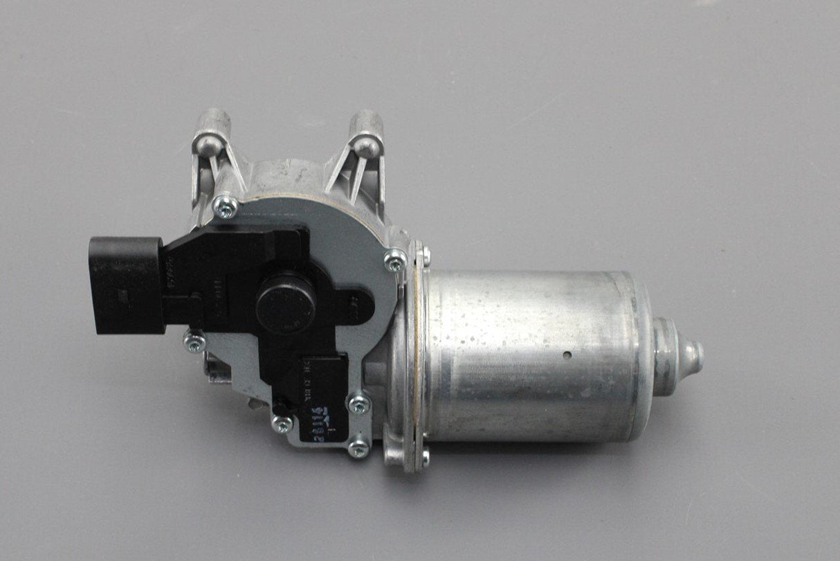 Skoda Fabia 5J Roomster front windscreen wiper motor RHD 5J2955113A
