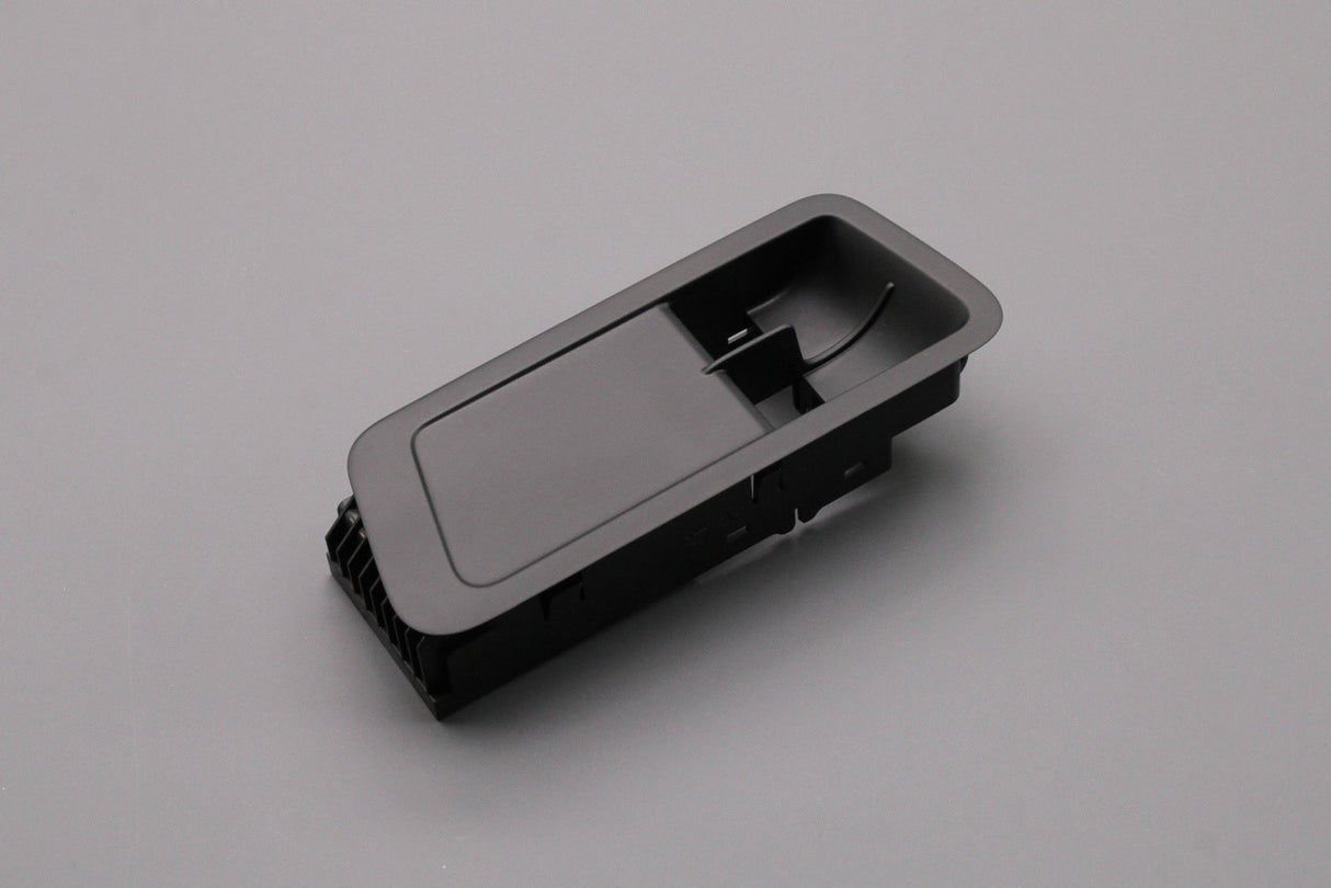 VW Golf MK7 MK7.5 13-20 window switch trim (front right) 5G2867255B 81U