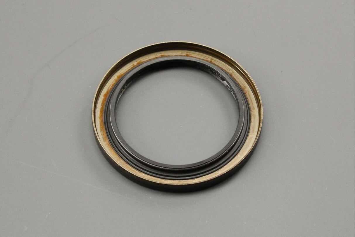 VW Audi Skoda SEAT differential drive shaft oil seal (x1) 0CP409529