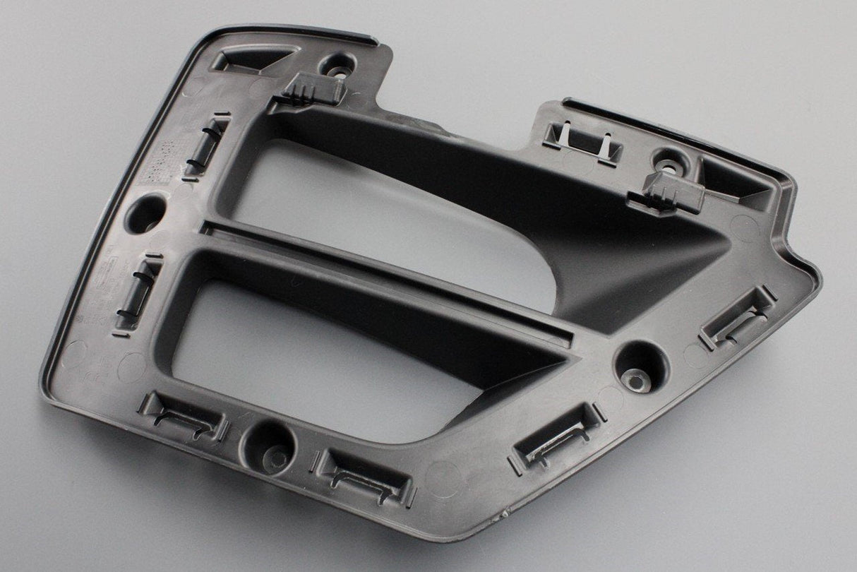 VW Golf MK7 R 2013-17 lower front grille housing (right) 5G0853950D 9B9