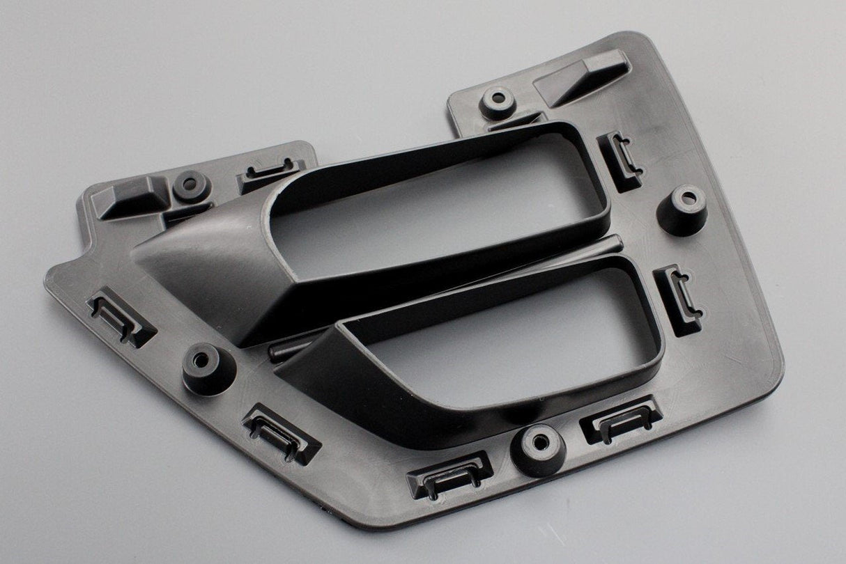 VW Golf MK7 R 2013-17 lower front grille housing (right) 5G0853950D 9B9