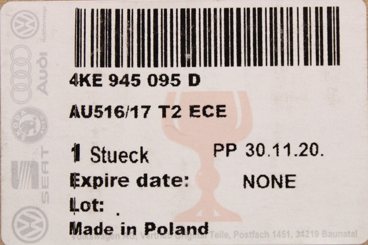 Audi e-tron 2019-on LED centre rear tail light 4KE945095D