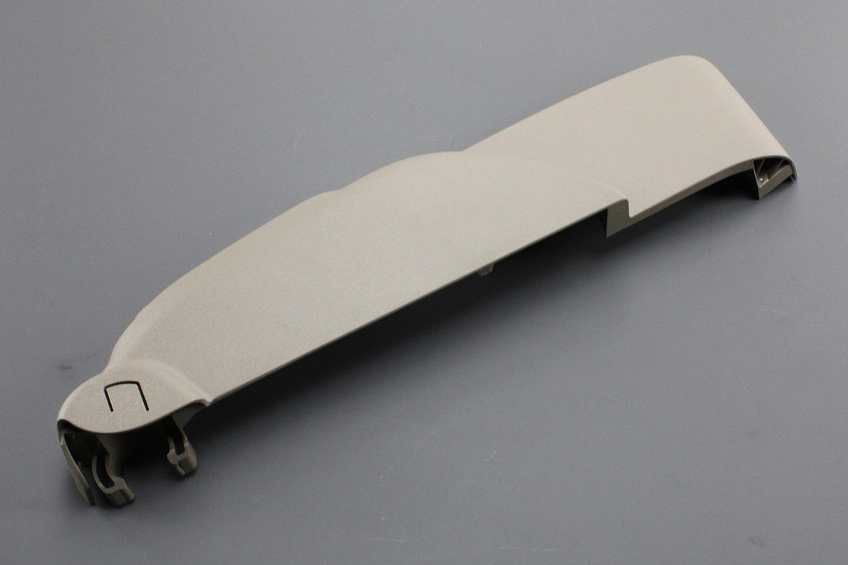 Volvo V70 front seat base side panel 39996517