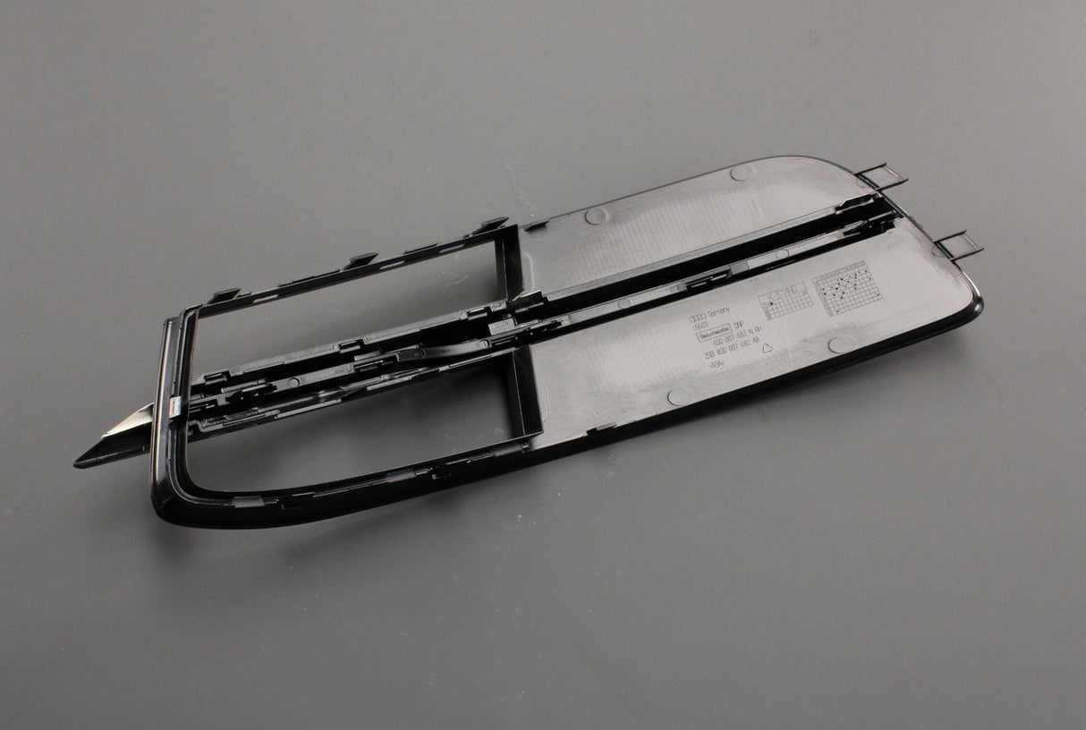 Audi A6 Allroad 13-18 front bumper lower grille (right) 4G0807682N 9B9