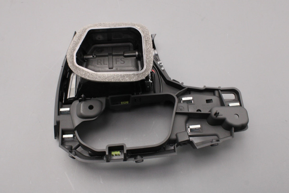 Audi A4 A5 RS4 RS5 2016-25 RHD dashboard air vent (right) 8W2820902C EAX