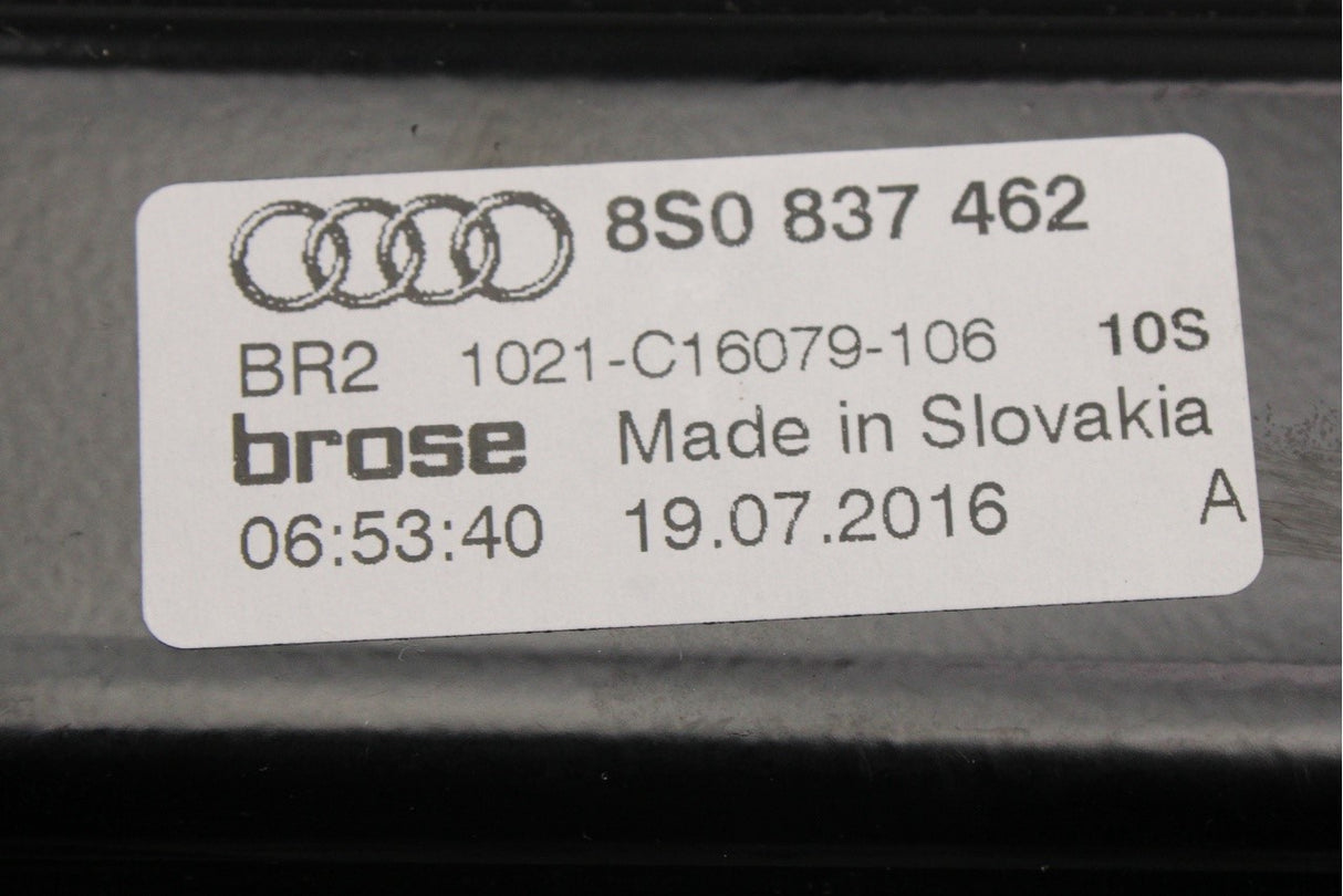 Audi TT TTS TTRS 2015-2024 window regulator (right) 8S0837462