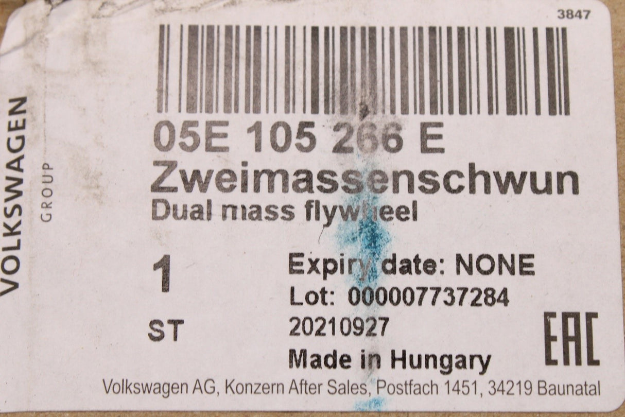 VW Caddy Audi Q3 Skoda 2017-on dual mass flywheel (6-speed) 05E105266E